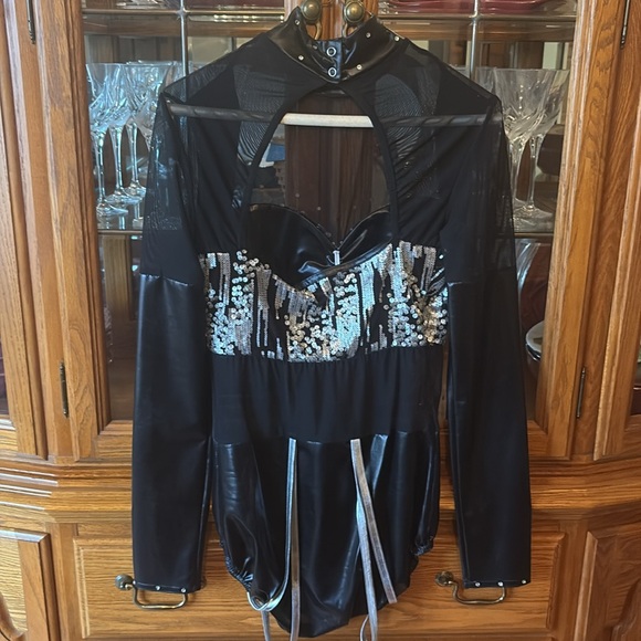 Hip Hop / Jazz Adult Large Dance Costume - Picture 2 of 6